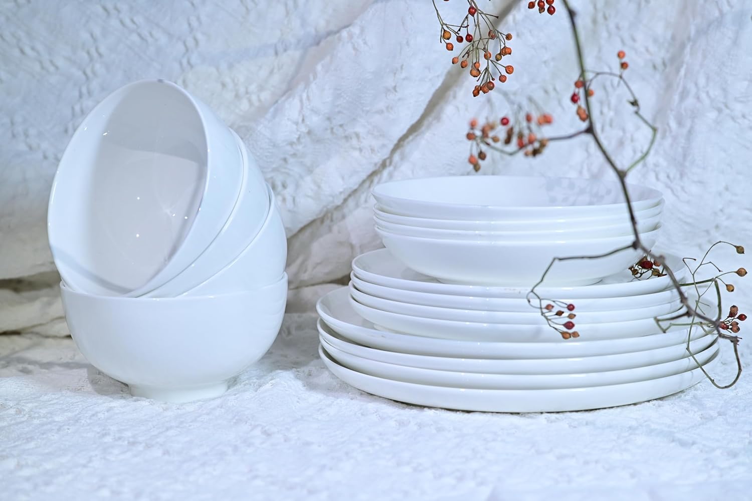 UNISHANEE Lily White Bone China Dinnerware Set — 16 Pieces