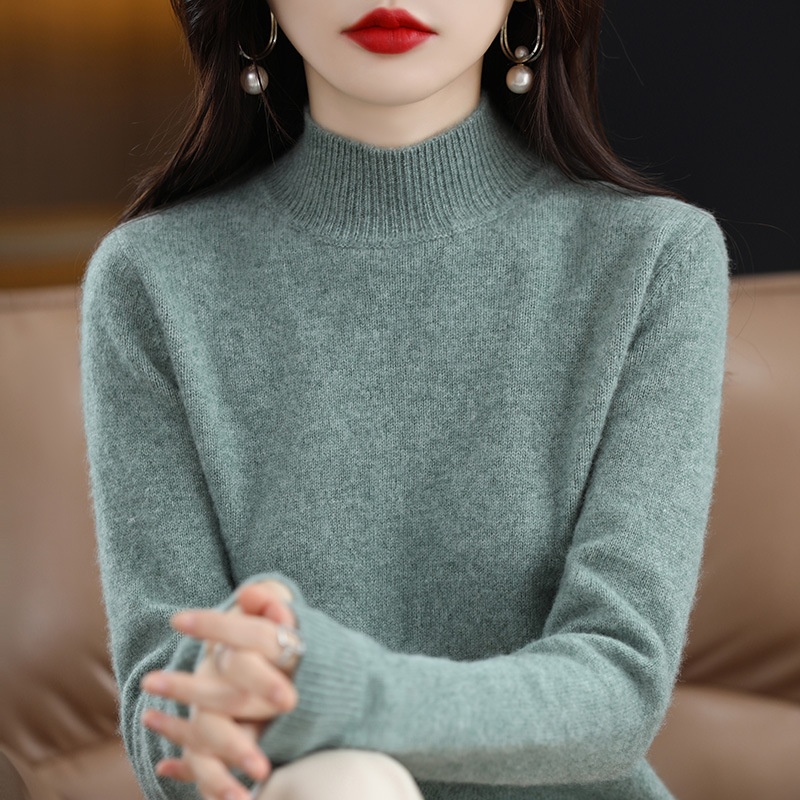 Women's Grass Green Mock-Neck Sweater