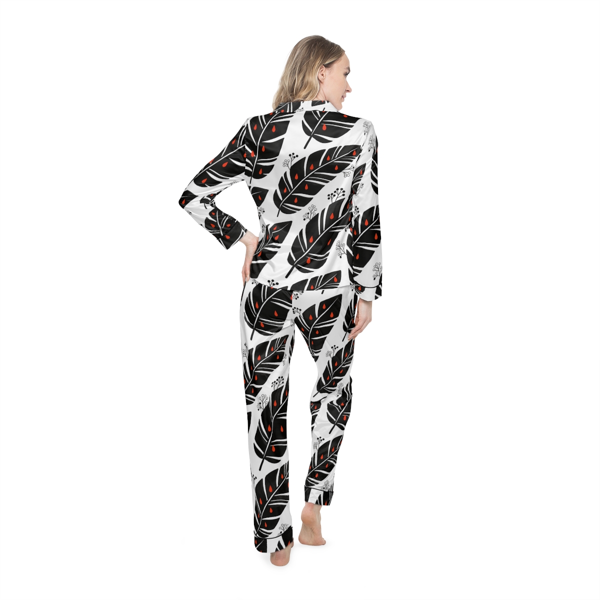 HD Emberleaf Women’s Satin Pajama Set — additional view