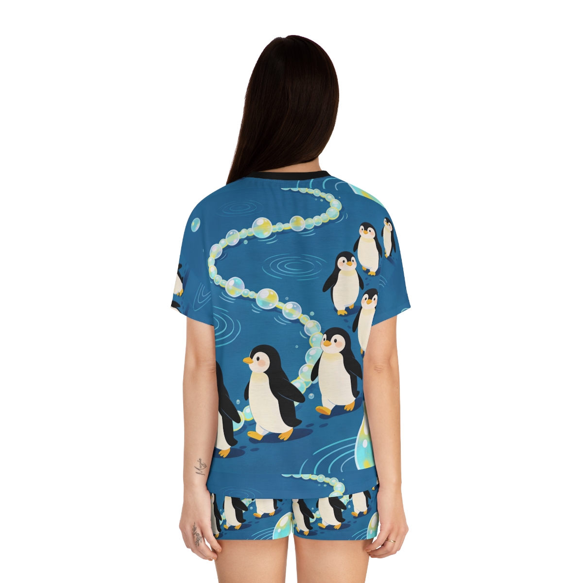 HD Bubbletrail Penguins Women’s Short Pajama Set — additional view
