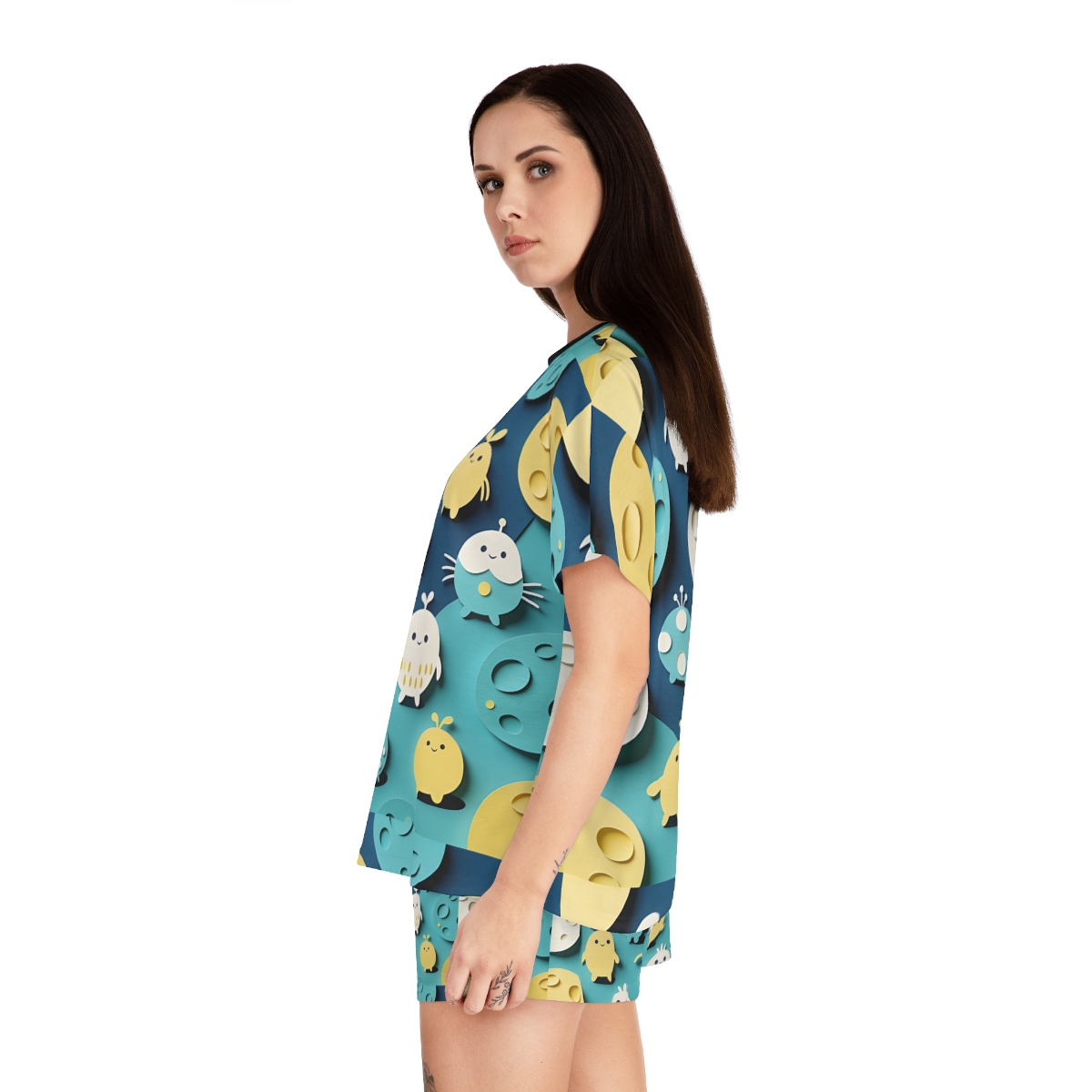 HD Moonbutton Friends Women’s Short Pajama Set — additional view