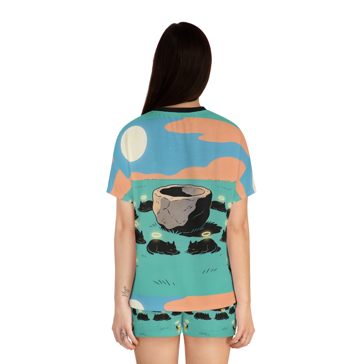 HD Moonhalo Cat Circle Women’s Short Pajama Set, other view.