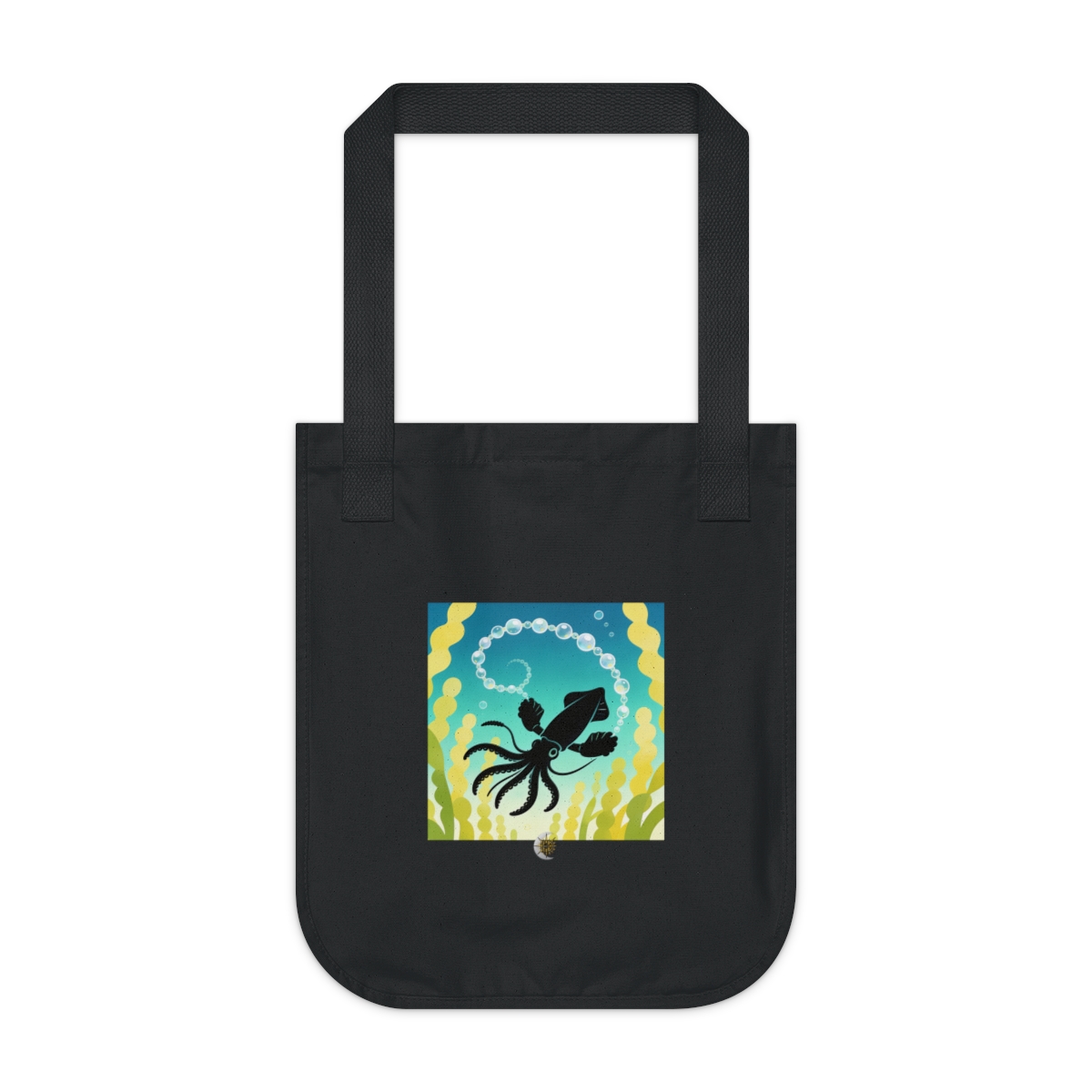 HD Reef squid chasing a looping chain of bubbles Organic Canvas Tote
