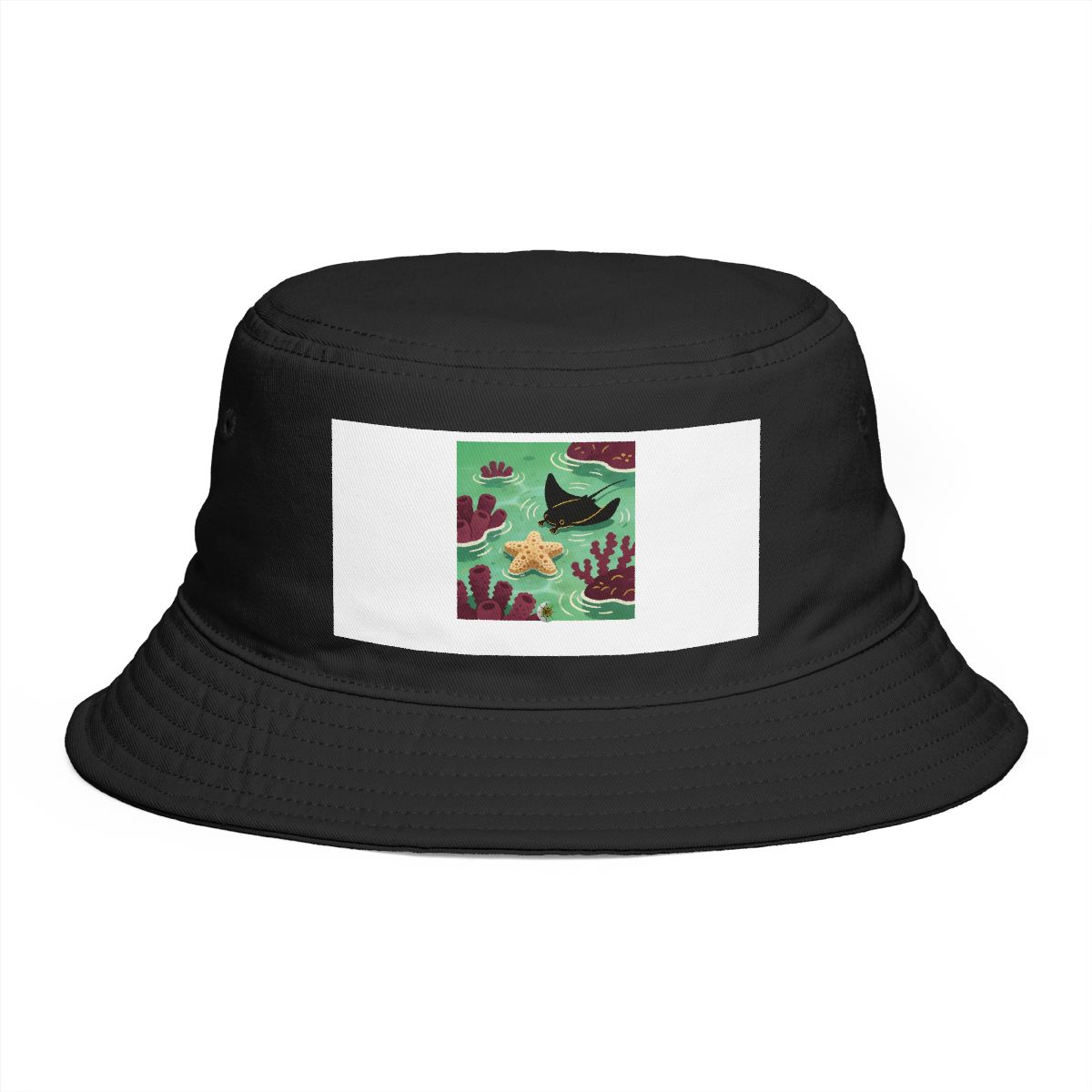 HD Tiny manta ray resting near a star-shaped sea sponge Bucket Hat