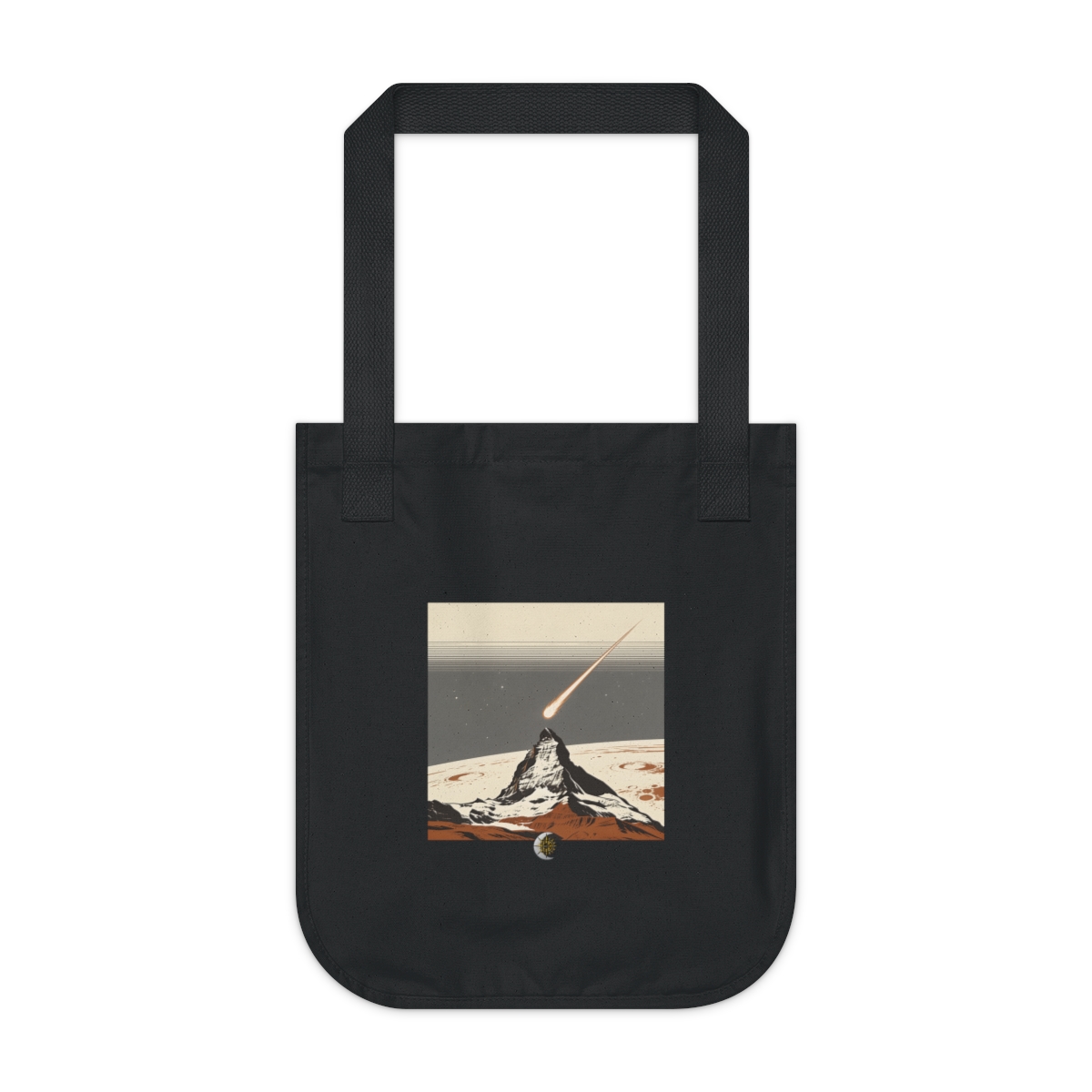 HD Long-tailed comet rising above a steep mountain silhouette Organic Canvas Tote