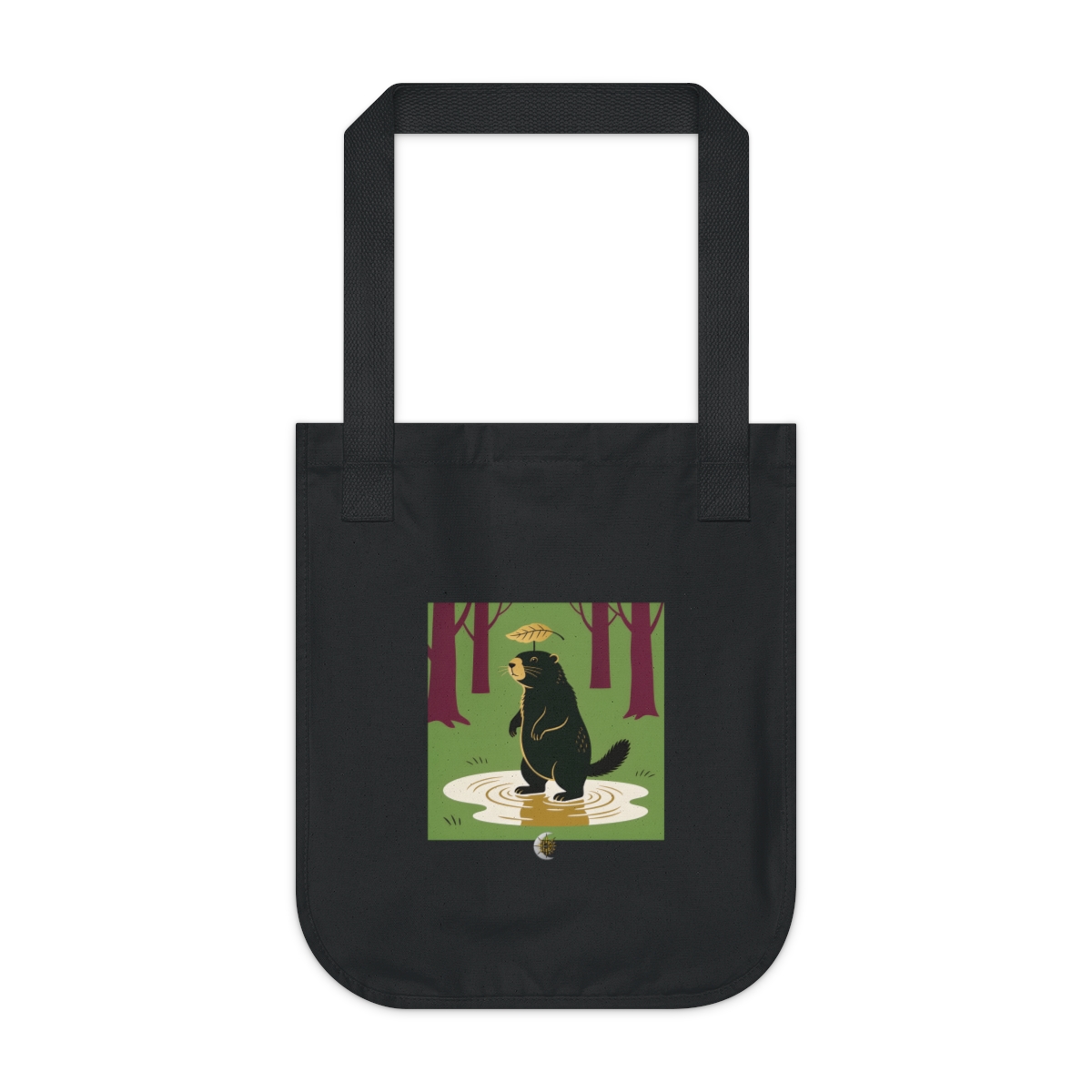 HD Marmot balancing a leaf as a tiny umbrella Organic Canvas Tote
