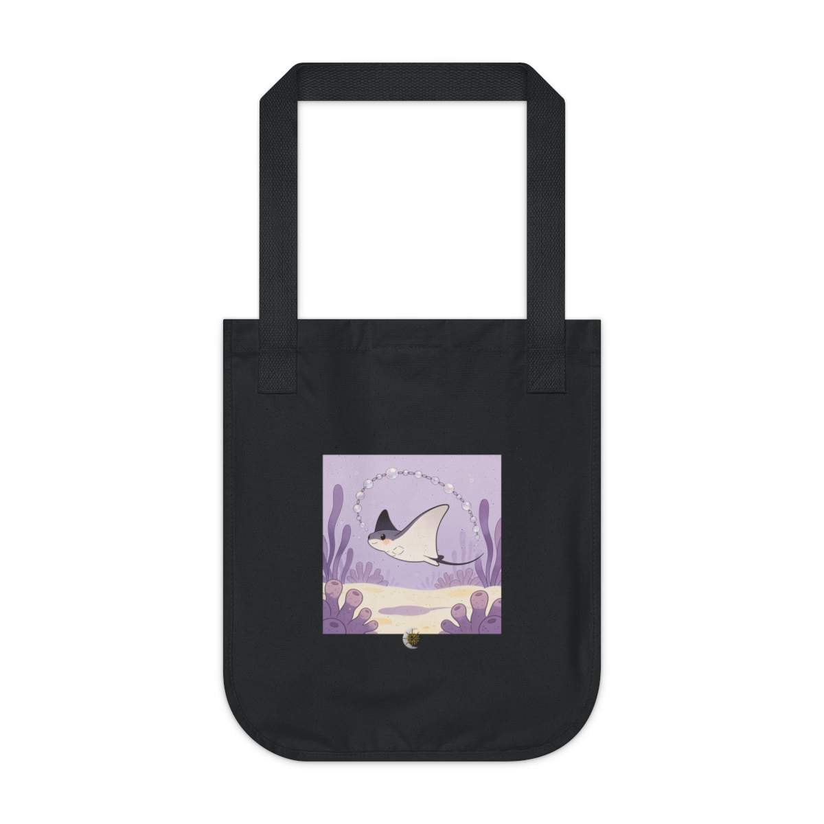 HD Tiny manta ray chasing a looping chain of bubbles Organic Canvas Tote